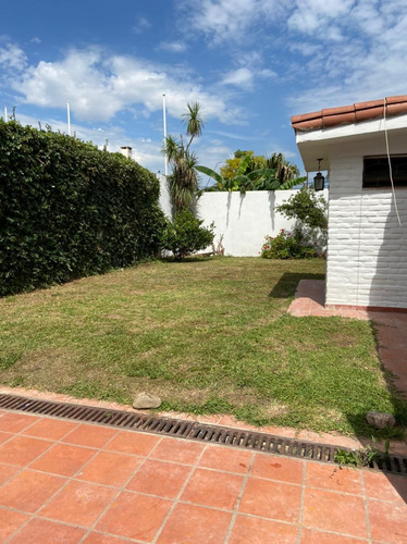 Dueño Vende Casa ,zona Norte , El Refugio, 3 Dormitorios