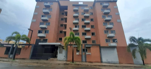 Imagen 1 de 14 de Apartamento El Encanto Villa Central Puerto Ordaz
