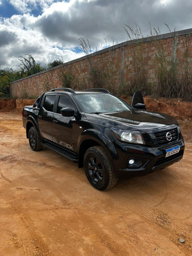 Nissan Frontier 2.3 Attack Cab. Dupla 4x4 Aut. 4p