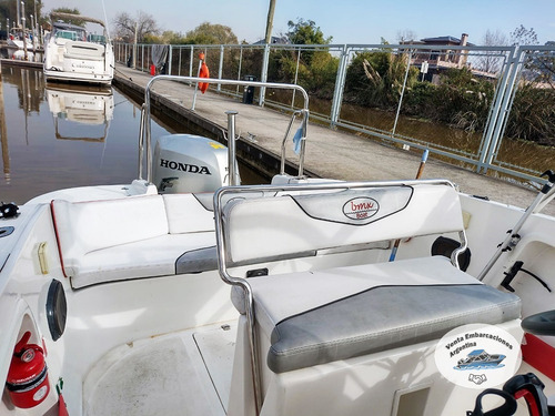 Lancha Aqualum 700 C/honda 150 Hp - 200 Hs-año: 2018 - Pesca