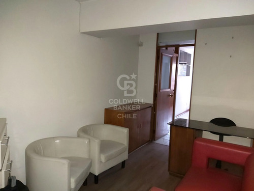 Excelente Oficina Barrio El Golf Las Condes