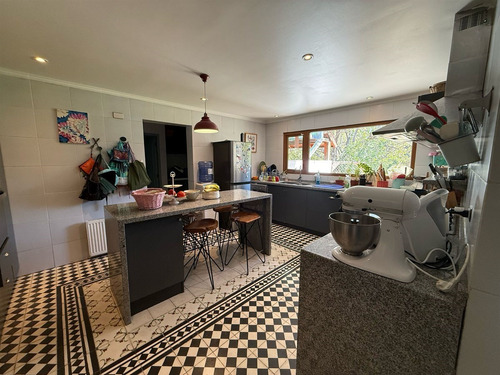 Linda Casa En Parcela Estilo Chileno 5d, 3b Buenos Accesos