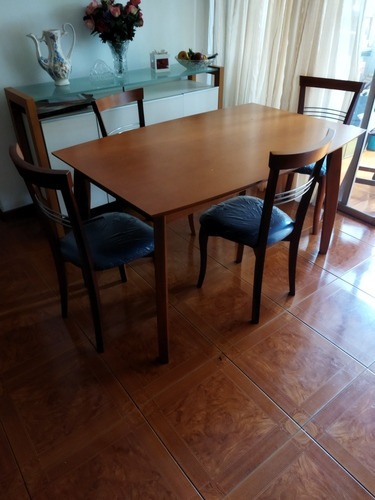 Juego Comedor Moderno 4 Puestos Y Vitrina Vidrio