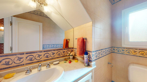 Casa De 6 Ambientes En Venta En Pinamar - Centro/iglesia A 300m Del Mar