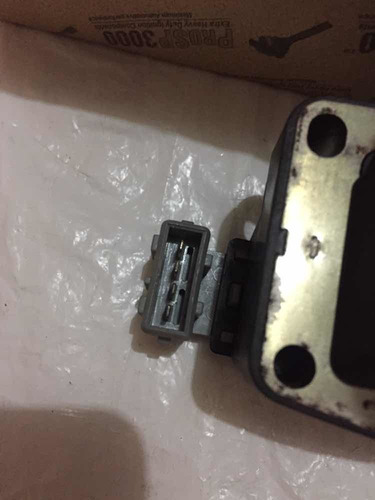 Imagen 3 de 5 de Bobina De Encendido Peugeot 206 207 307 1.6 Centauro Citroen