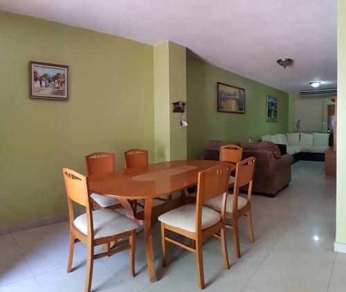 Imagen 4 de 13 de Cómoda Y Acogedora Casa En Nueva Barcelona