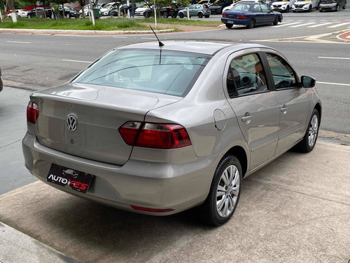 Imagem 10 de 14 de Volkswagen Voyage 1.6 Vht Comfortline Total Flex I-motion 4p