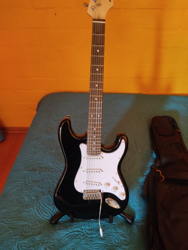 Guitarra Stratocaster Freeman 