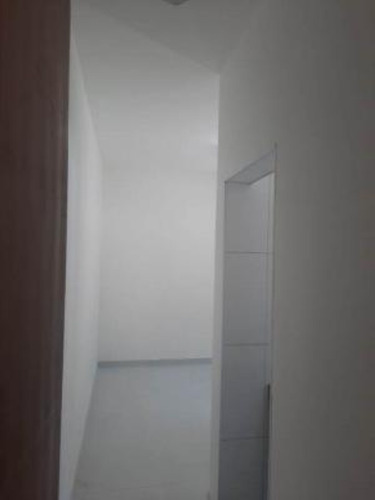 Imagem 5 de 10 de Casa Com 2 Quartos, Lado Serra Em Itanhaém-sp | 8176-pc