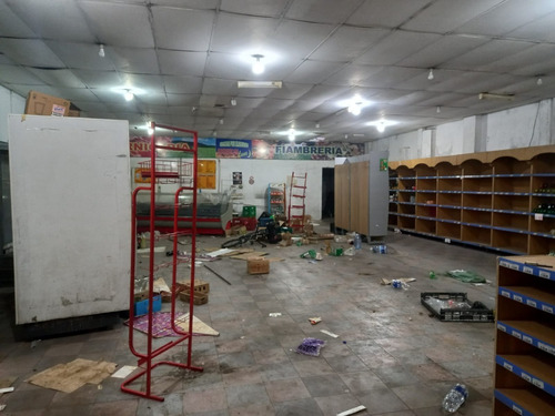 Imagen 3 de 3 de Local Comercial Moron