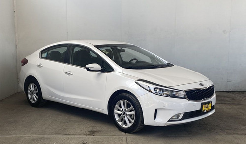 Imagen 3 de 13 de Kia Forte 2018 2.0 Ex 4 P Mt