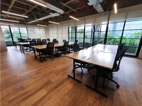 Oficina Amoblada Arriendo De 1.306m2 En Medellín Poblado