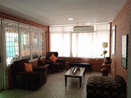 Yonny Silva Rentahouse Carabobo Vende Excelente Casa En Las Clavellinas Valencia Rcys 23-31050