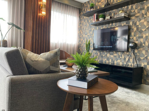 Apartamento Amueblado De 1 Habitación Con Amenidades De Lujo
