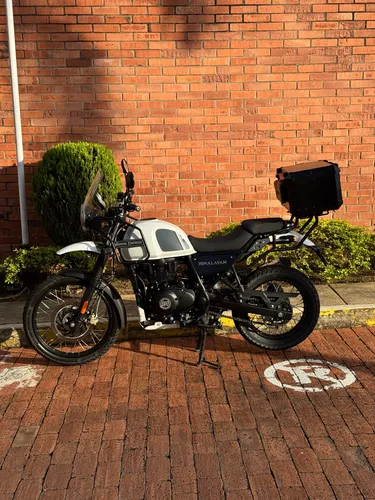 Royal Enfield Himalayan 411 2022
