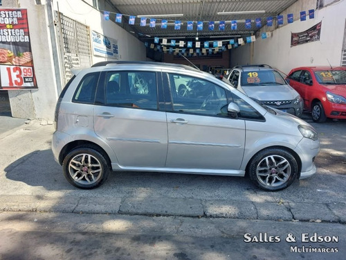 Imagem 4 de 12 de Fiat Idea 1.8 Mpi Sporting 16v Flex 4p Manual 2012