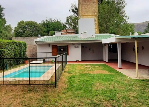 Venta Casa Con Pileta 2 Dormitorios Bialet Masse