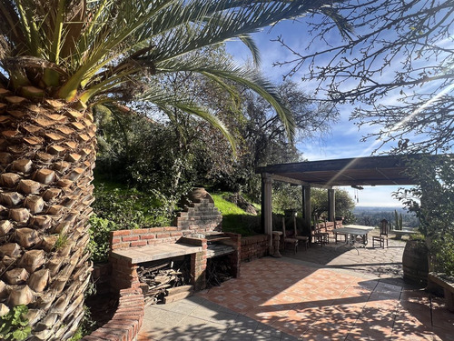 Casa Principal+taller Vista,quincho,piscina,jardin 2,4 H