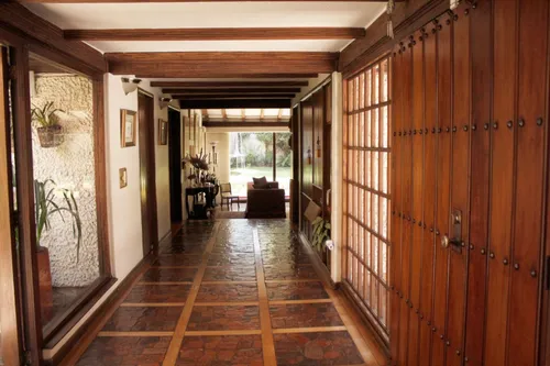Casa En Venta En La Calleja. Cod V11764