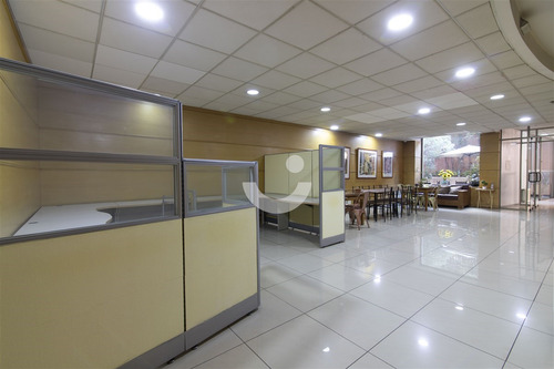 Departamento En Venta De 1 Dorm. En Las Condes