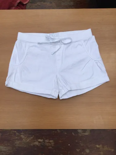 Shorts con bolsillos afuera clearance
