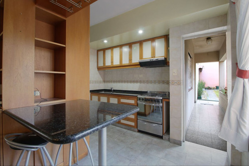 Amplia Casa 5 Ambientes Sauna Y Parrilla Barracas