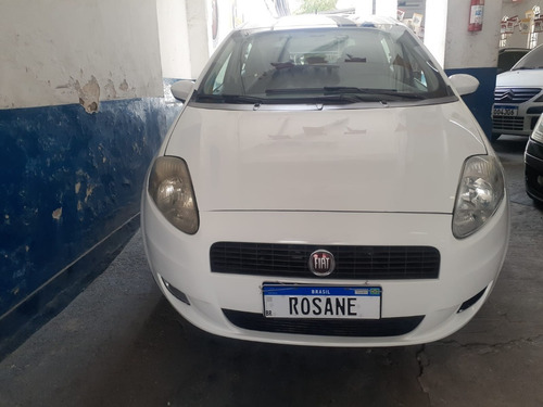 Imagem 2 de 8 de Fiat Punto Atractive 1.4 Completo 2012