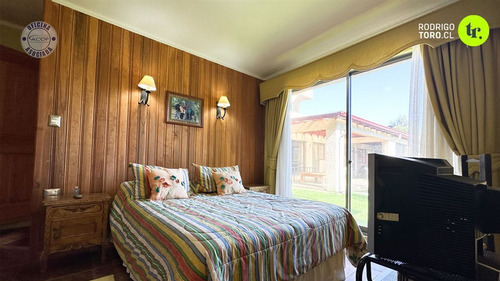 Casa Pingueral, Hormigón Armado. 5 D, 3 Baños.