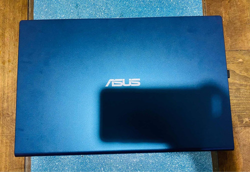 Laptop Asus Vivobook, 11th Gen Intel Core I3 8gb Ram. (Usado)