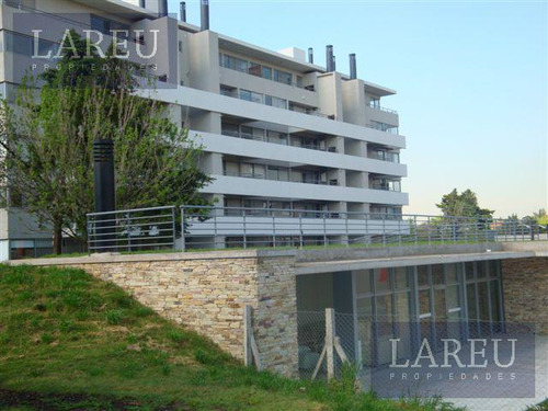 Departamento De 2 Ambientes En Venta - Condominio Civis