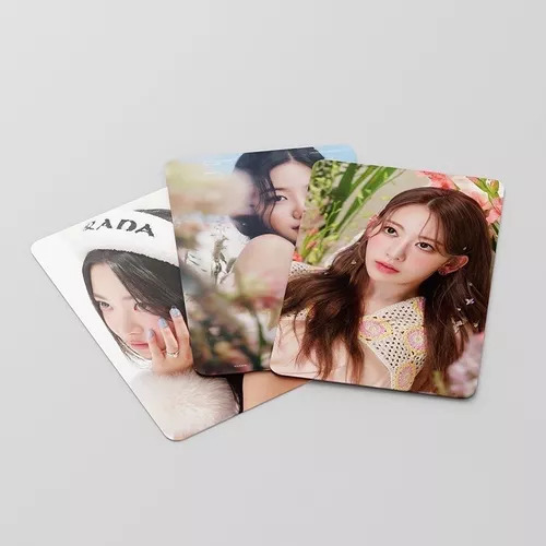 Le Sserafim (55 Photocard + Sticker) Kpop Pegatina+ Lomocard