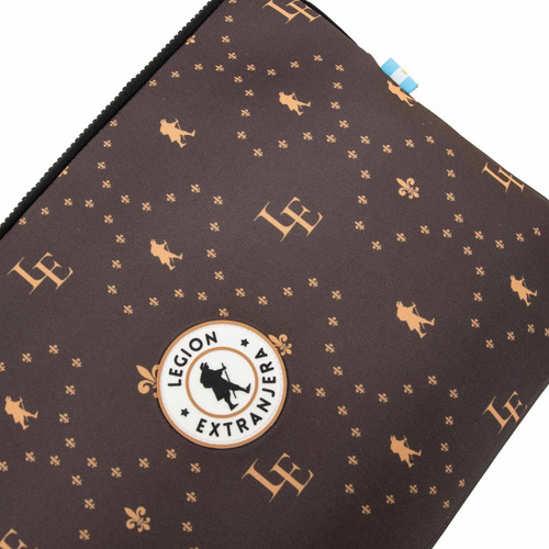 Imagen 3 de 4 de Funda Porta Notebook Sky Marrón
