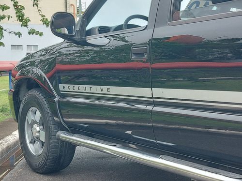 Chevrolet S-10 2.4 MPFI EXECUTIVE 4X2 CD 8V