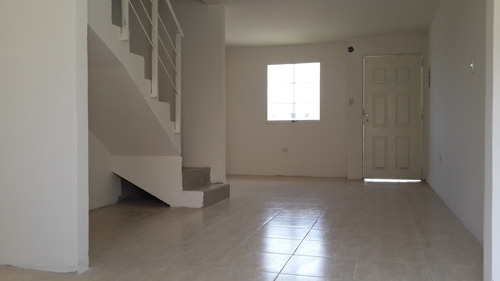 Imagen 6 de 10 de En Venta Townhouse En Parque Valencia Codigo 585599
