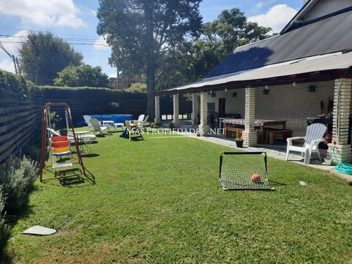 Imagen 4 de 5 de Casa En Venta 7 Dormitorios En El Trébol