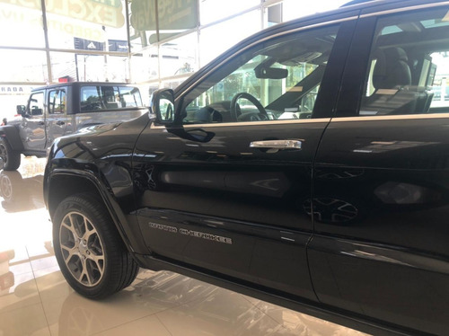 Imagen 15 de 25 de Grand Cherokee Overland 3,6l Diamond Black 2020 Okm Fisica