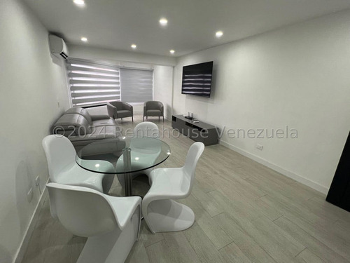 Espectacular, Remodelado Y Bello Apartamento En Venta En El Rosal. Gf