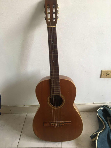 Guitarra Antigua Muy Bonita Y A Precio De Regalo