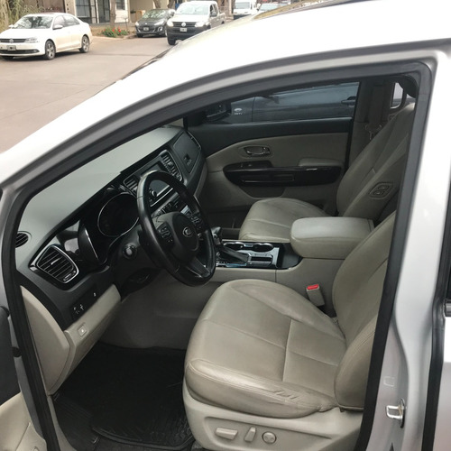 Kia Carnival 2.2 Crdi Premium Avn
