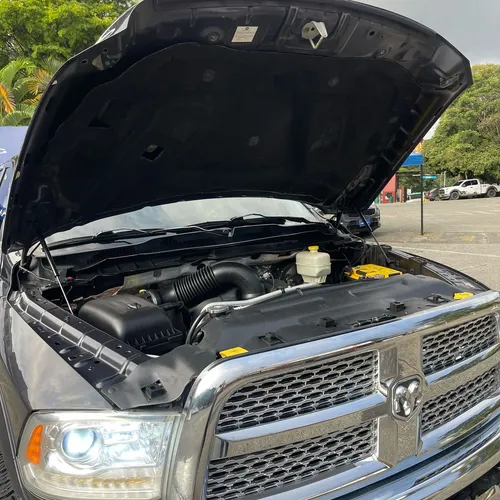 Dodge. Ram 2500