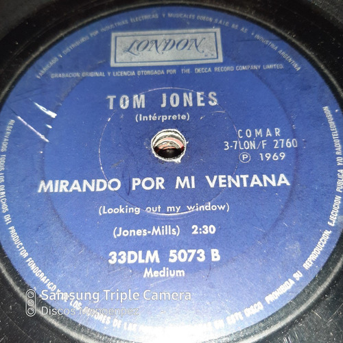 Simple Tom Jones London C21