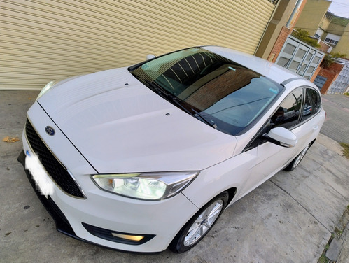 Ford Focus III 1.6 Sedan S