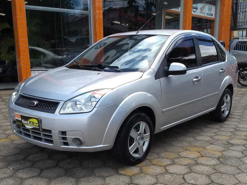 Ford Fiesta Sedan 1.6 8v Flex 4p