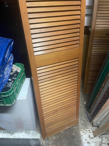Puerta Para Closet Doble Plegable Armario En Madera Rústica (Usado)