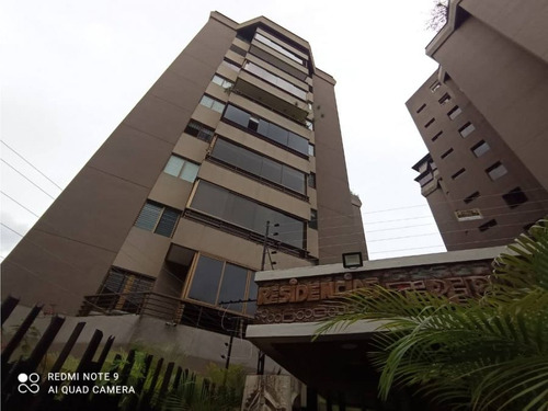 Apartamento En Alquiler En Urbanización Las Mesetas