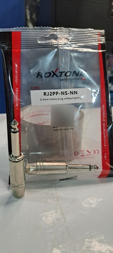 Conector Plug Grande Plateado Roxtone  Rj2pp-ns-nn