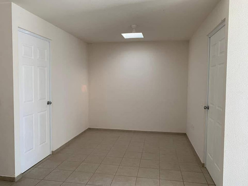 Venta Casa En Fraccionamiento Los Encinos En Querétaro