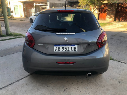 Peugeot 208 1.6 Feline 2017