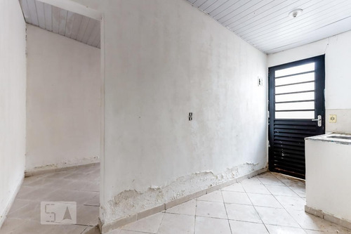 Casa Para Aluguel - Vila Constança , 1 Quarto, 20 - 893306707