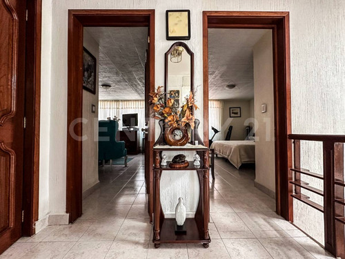 Casa En Venta, En Privada En Jardín Balbuena